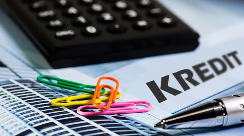 Kredit Qərarının Verilməsi Simulyasiyası